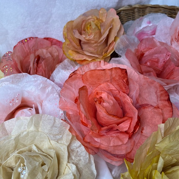 WATERCOLORED PAPER ROSES SWAROVSKI CRYSTALS GIFT PACKAGE, DECOR, STICKABLE - Picture 3 of 16